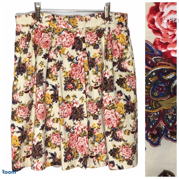 Modcloth Dresses & Skirts - Modcloth Floral Skirt Pleated Front Full Swing -1X